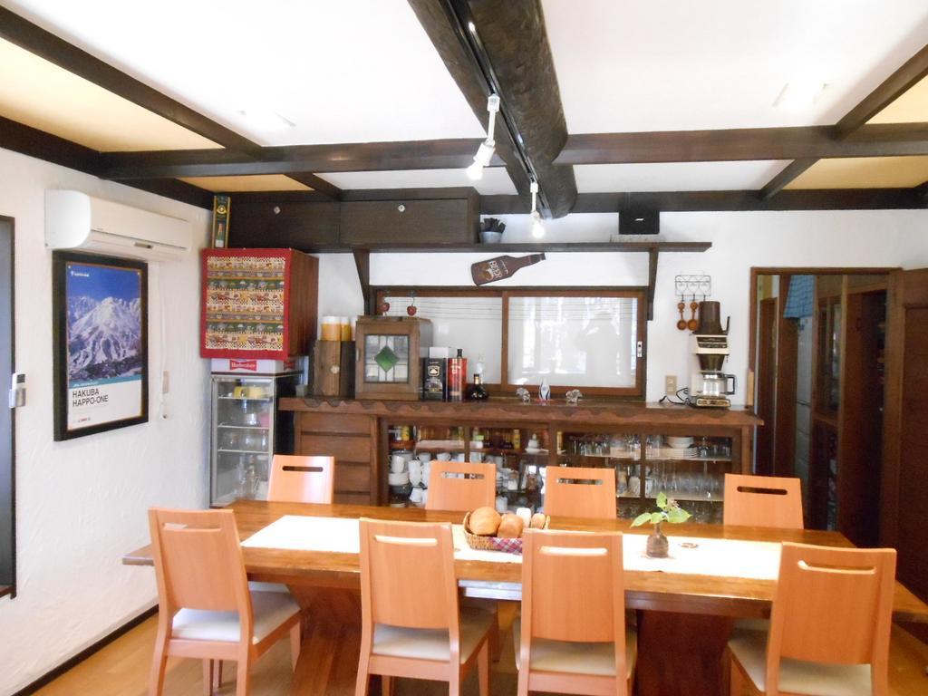 Pension Nugget Inn Hakuba Exterior foto
